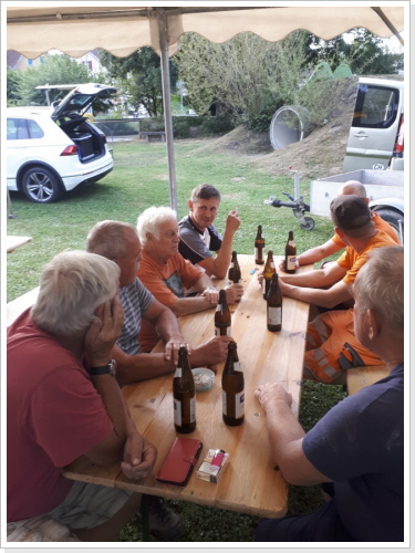 Nach dem Zeltaufbau