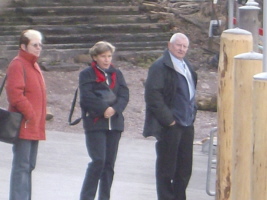 Warten auf die Schlachtplatten-Fähre